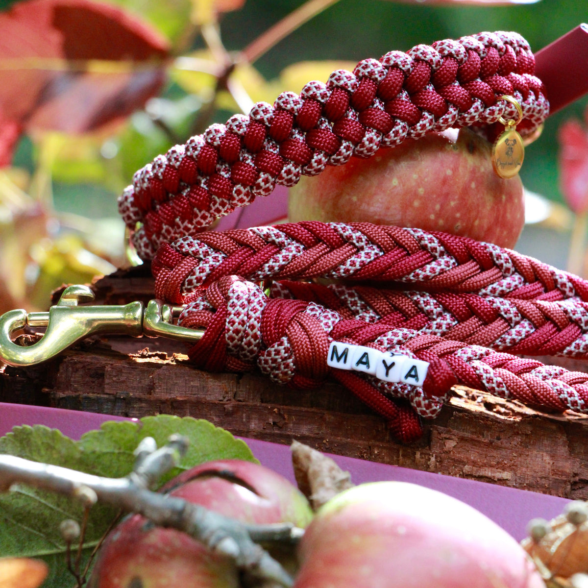 Set aus geflochtenem Halsband & Fishbone-Leine "Velvet Fall" personalisierbar