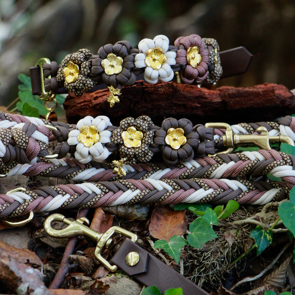 Set aus Blumenhalsband & Blumenleine "Golden Hazelnut" personalisierbar