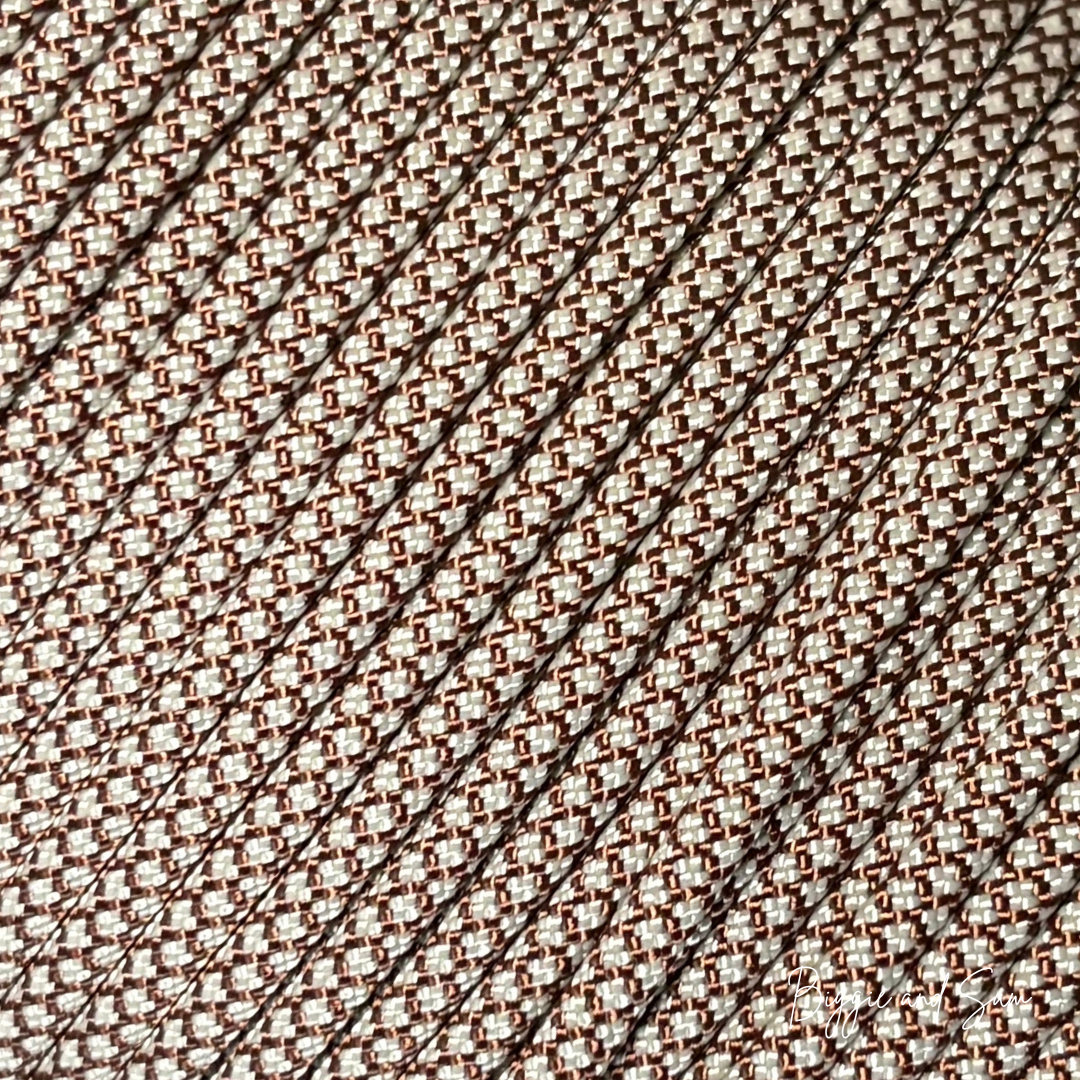 Chocolate Brown with Beige Diamond Paracord 550 TYP III