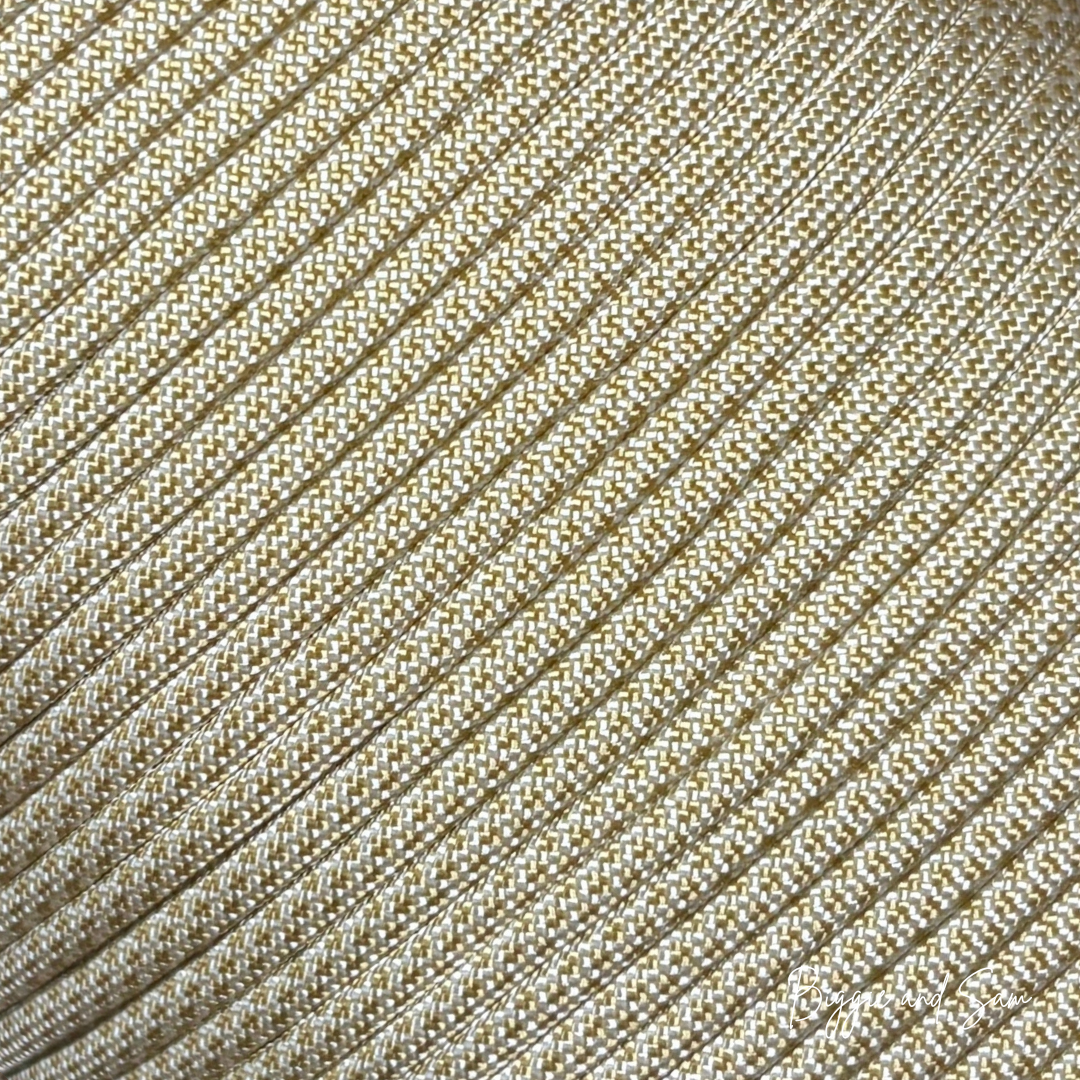 White with Gold Diamond Paracord 550 TYP III