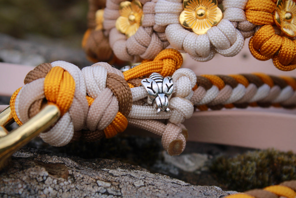 Set aus Blumenhalsband & geflochtener Leine "Golden Summer" personalisierbar