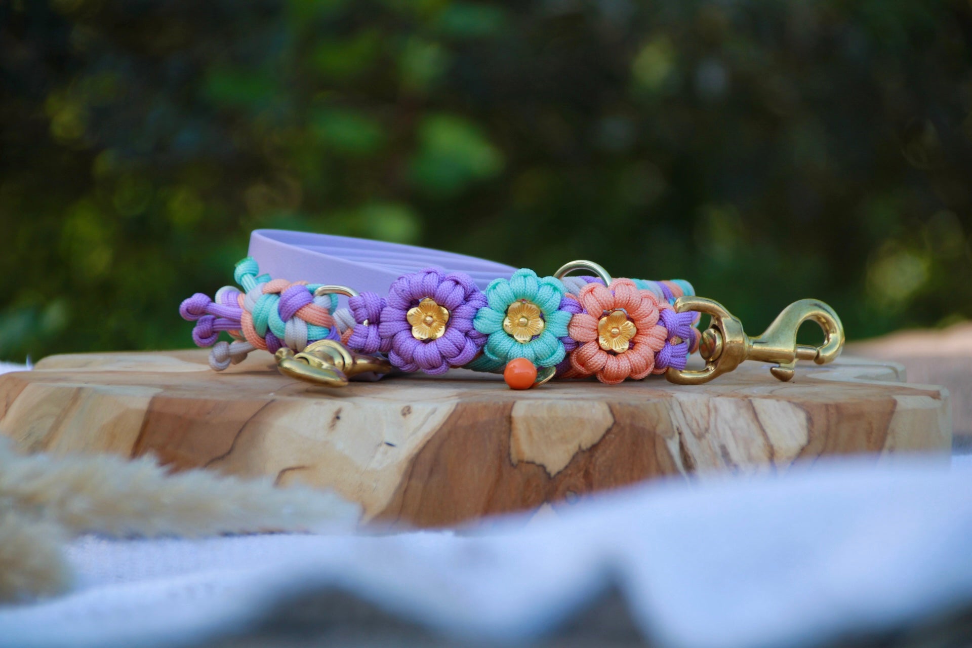 Hundeleine aus Paracord mit Blumen "Flowercord" selbst gestalten