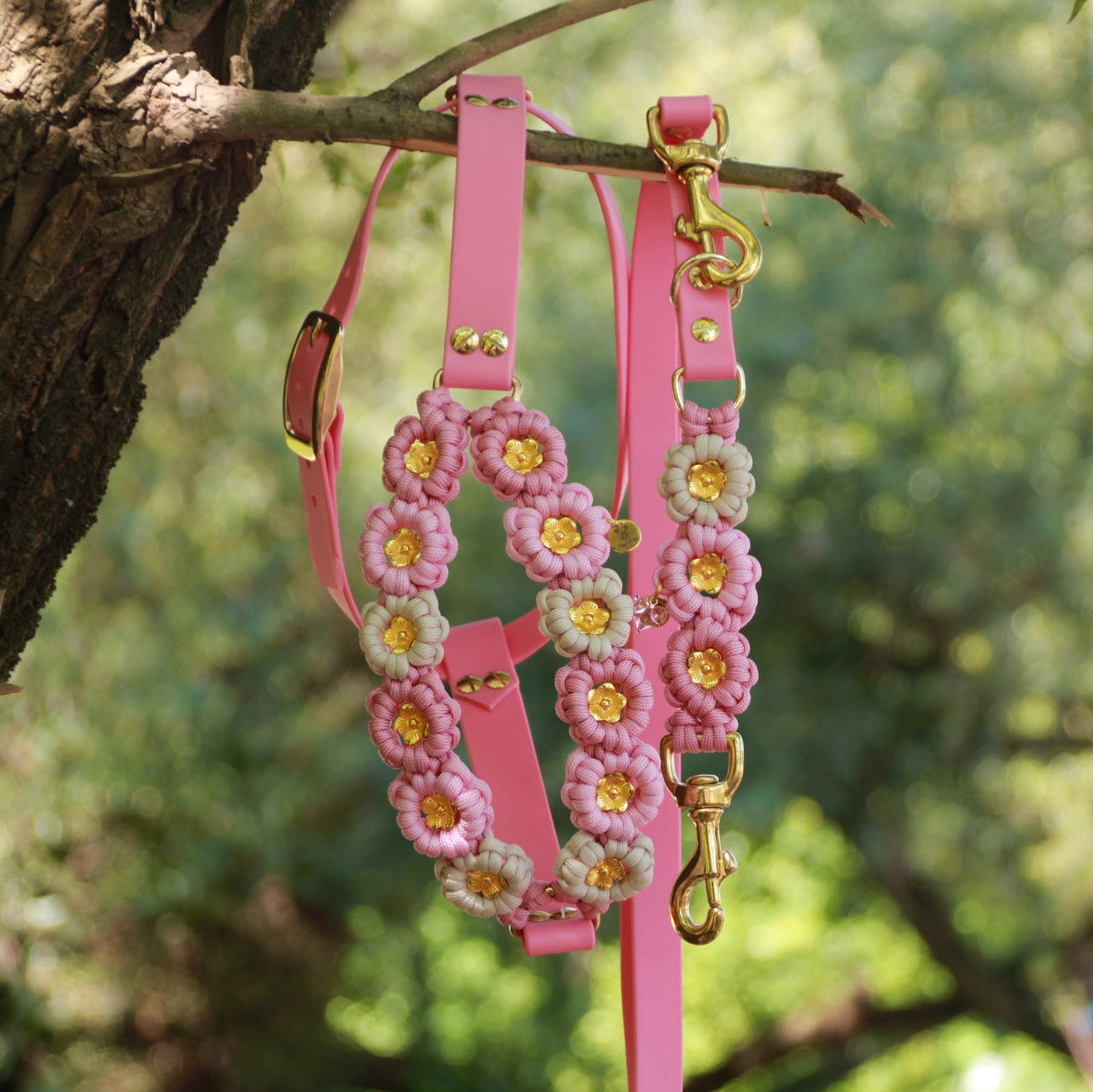 SOFORTKAUF Flower Geschirr "Cherry blossom" aus Paracord und Biothane®