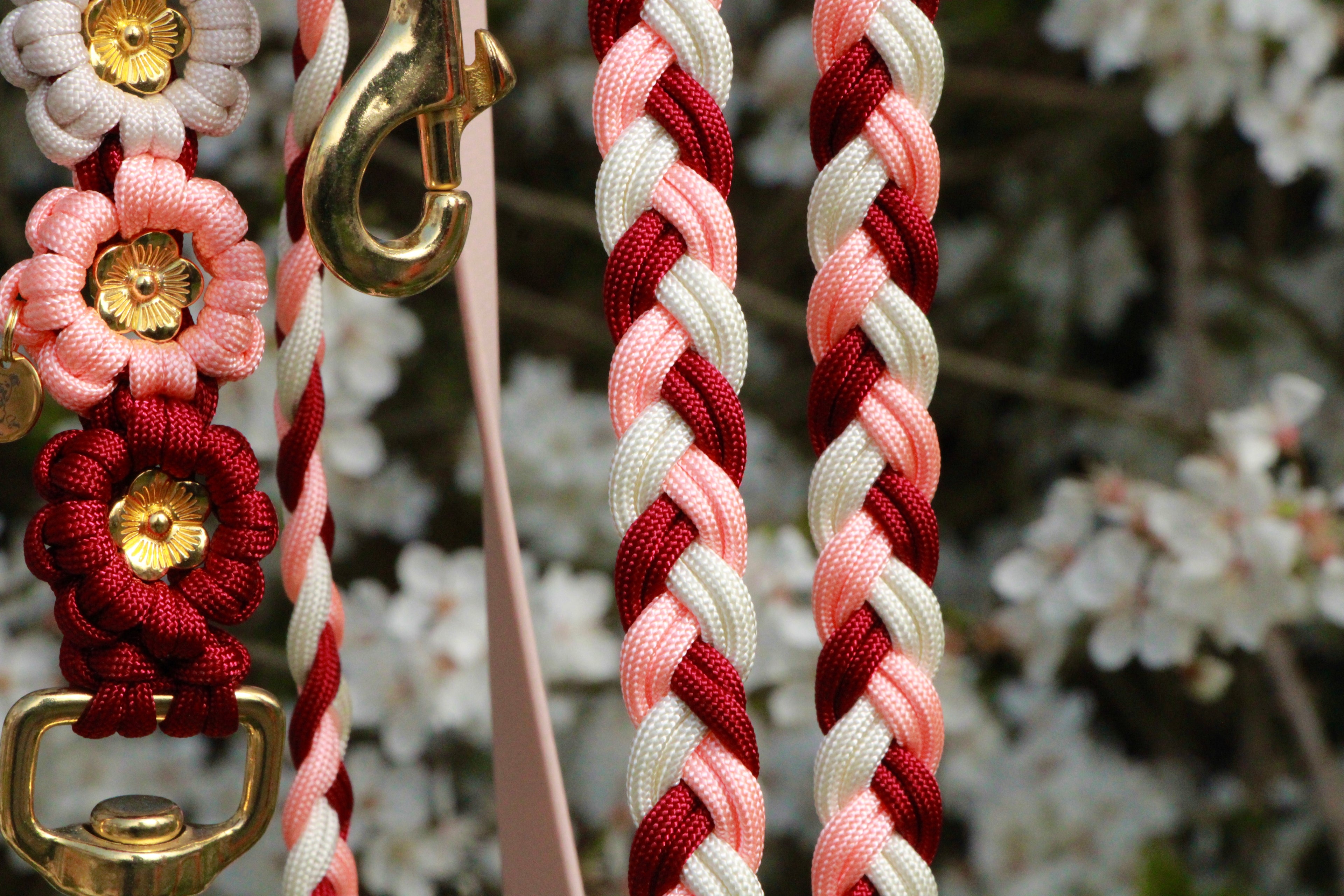 Set aus geflochtenem Halsband & Blumenleine "Sunset Bloom" personalisierbar