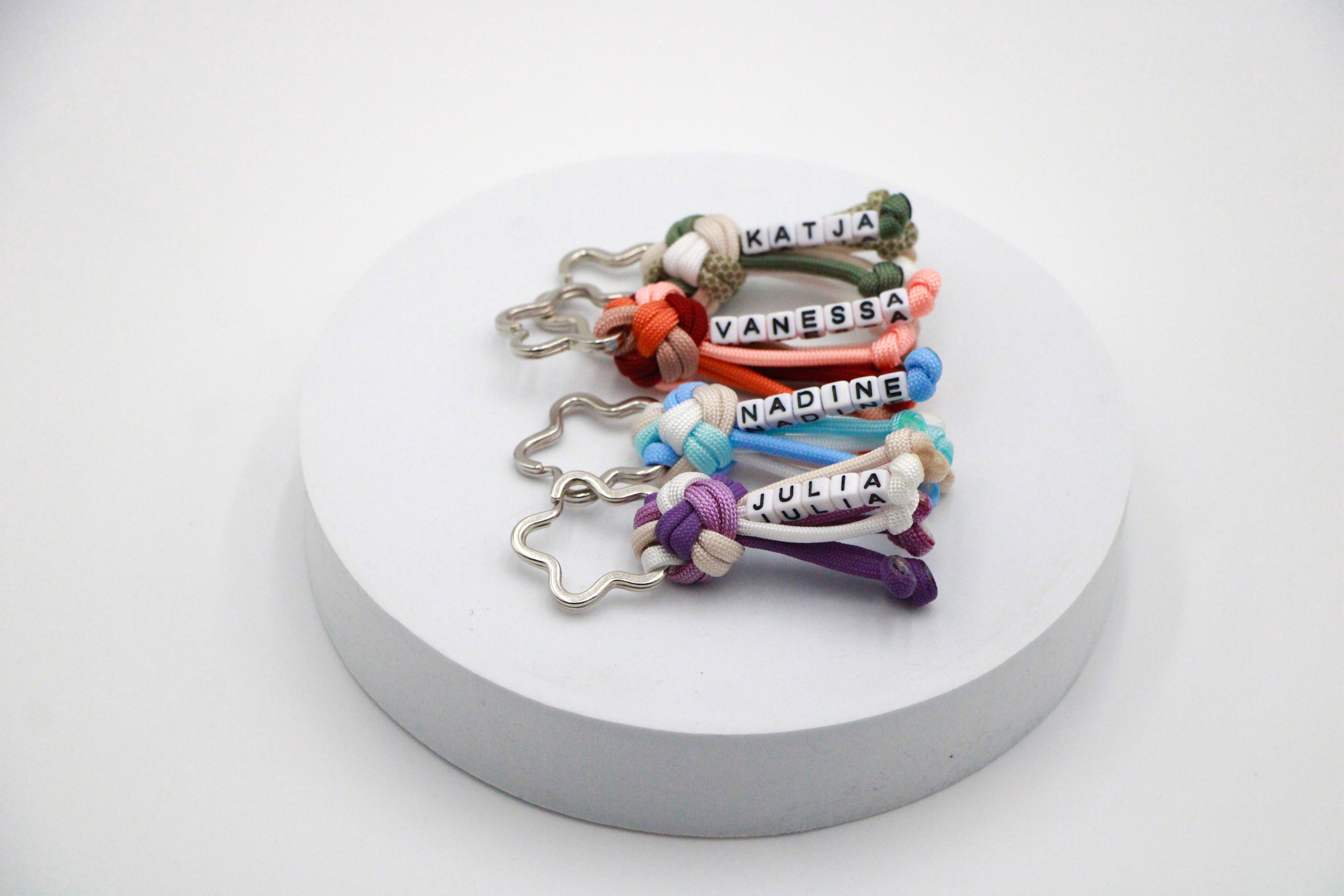 Schlüsselanhänger aus Paracord selbst gestalten