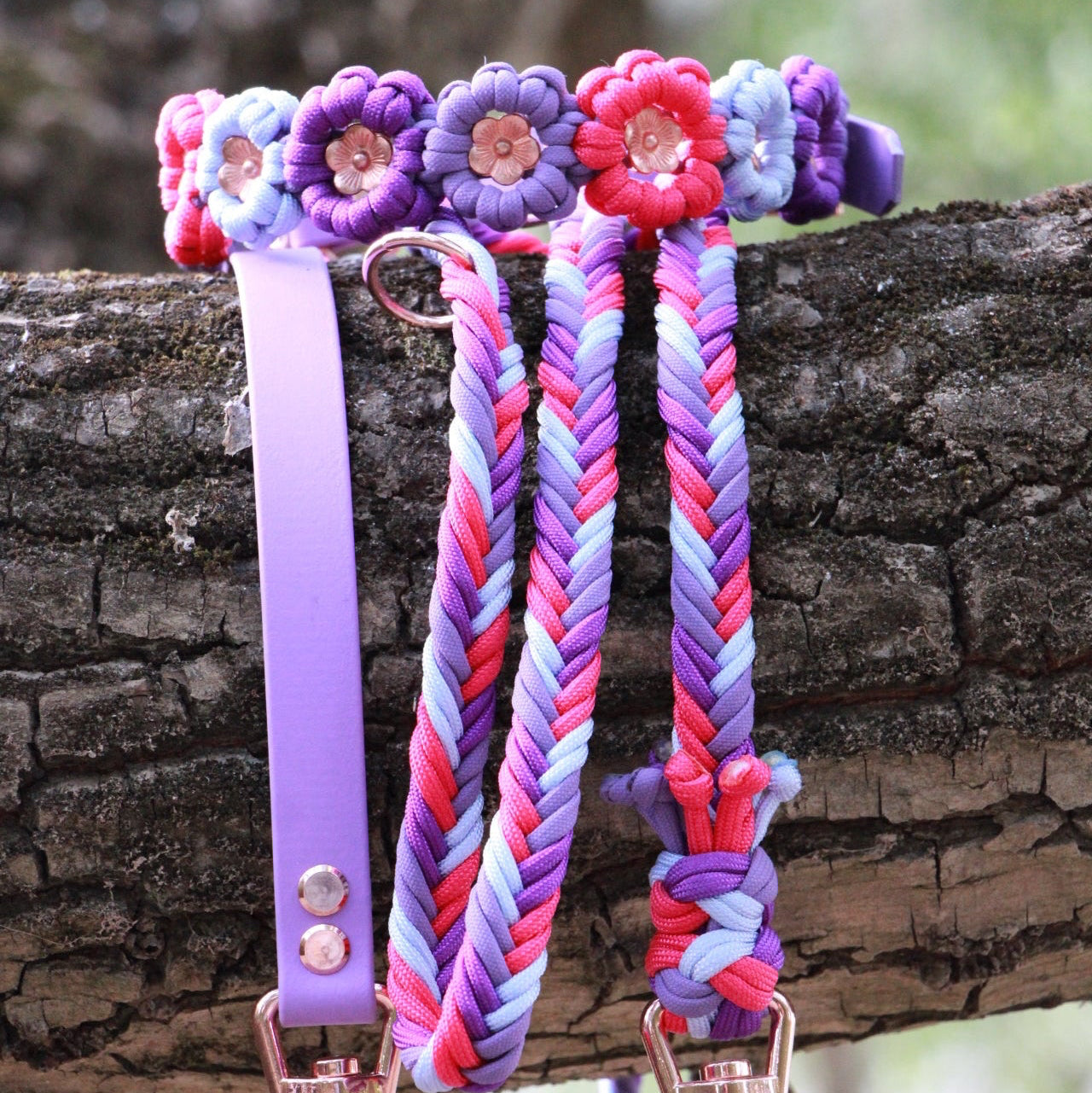 SOFORTKAUF Flower Set "Very berry" aus Paracord und Biothane®