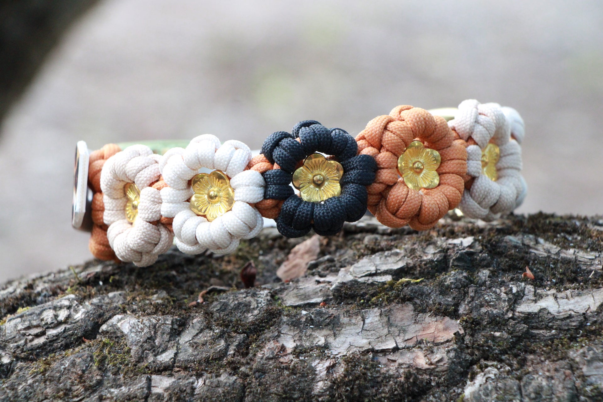 SOFORTKAUF Flower Halsband "Leo" mit Biothane® - Leoprint