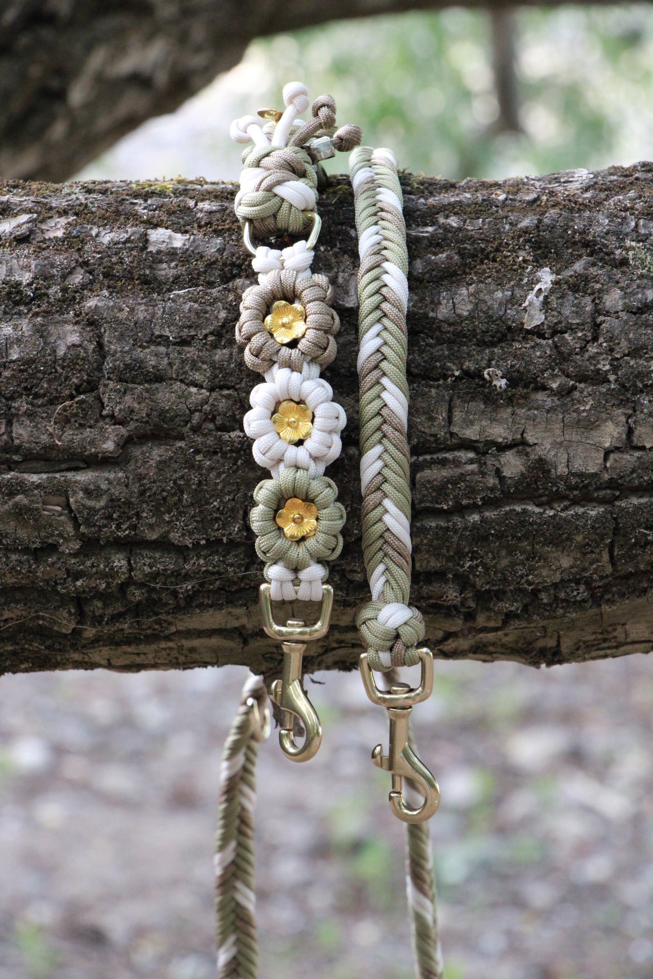 SOFORTKAUF Flower Leine "Oliv bloom" aus Paracord