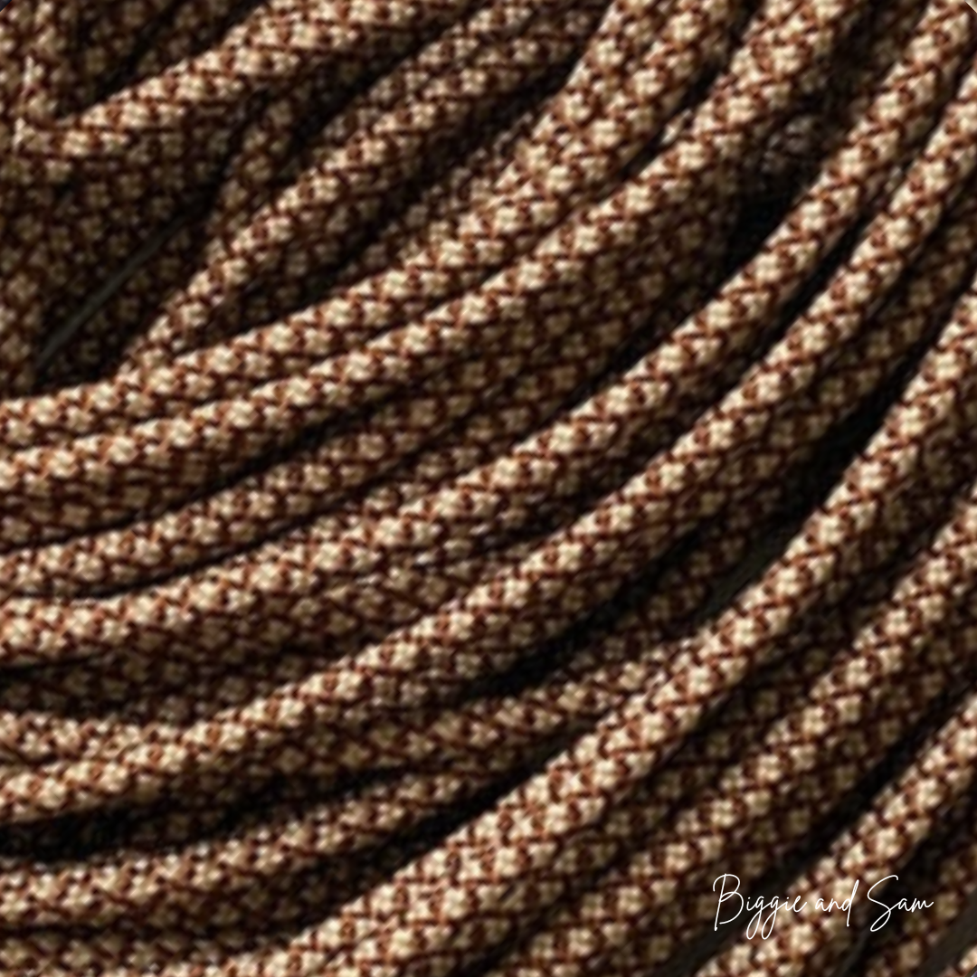 Cream with Orange Diamonds Paracord 550 TYPE III
