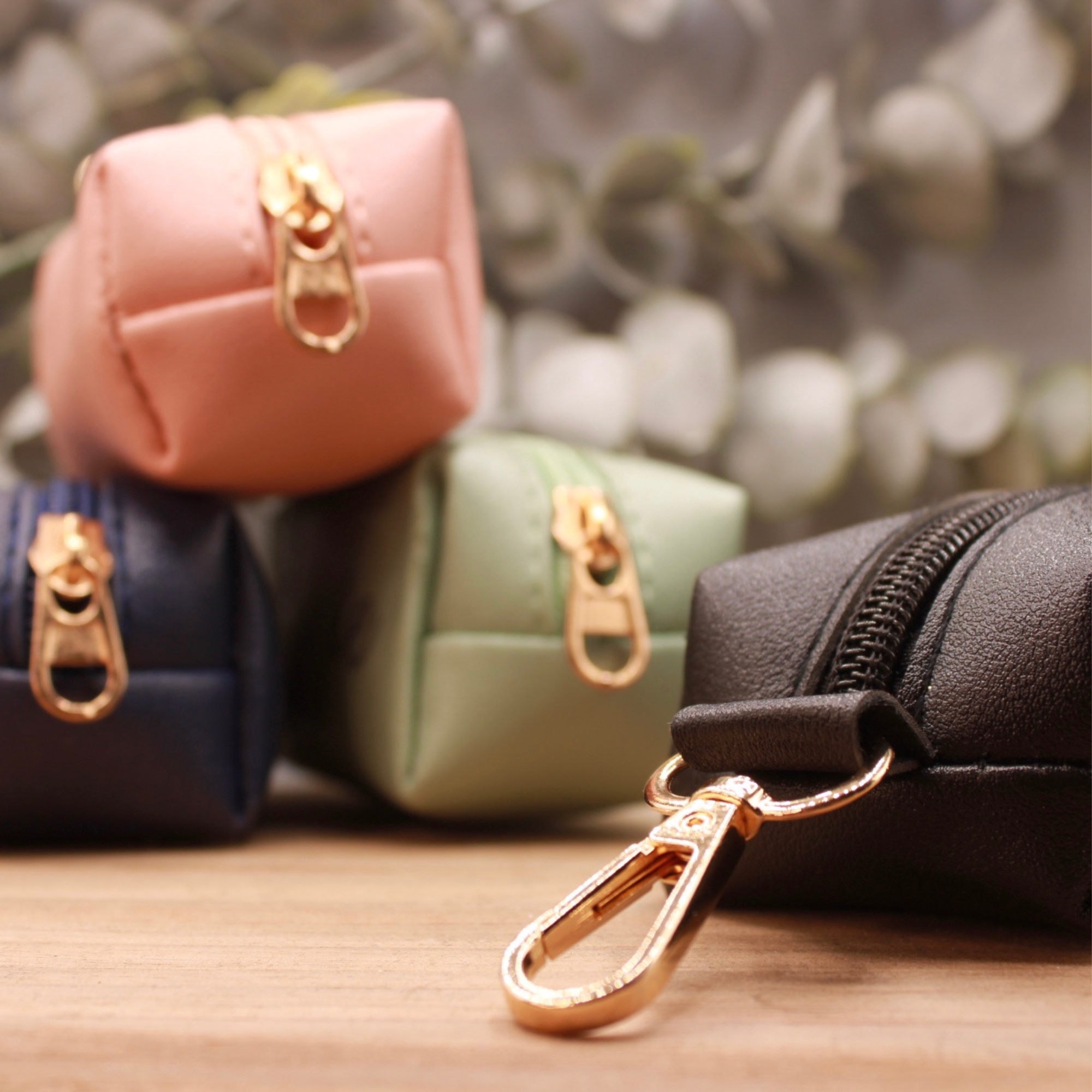 Kotbeutelspender mit Reißverschluss personalisierbar